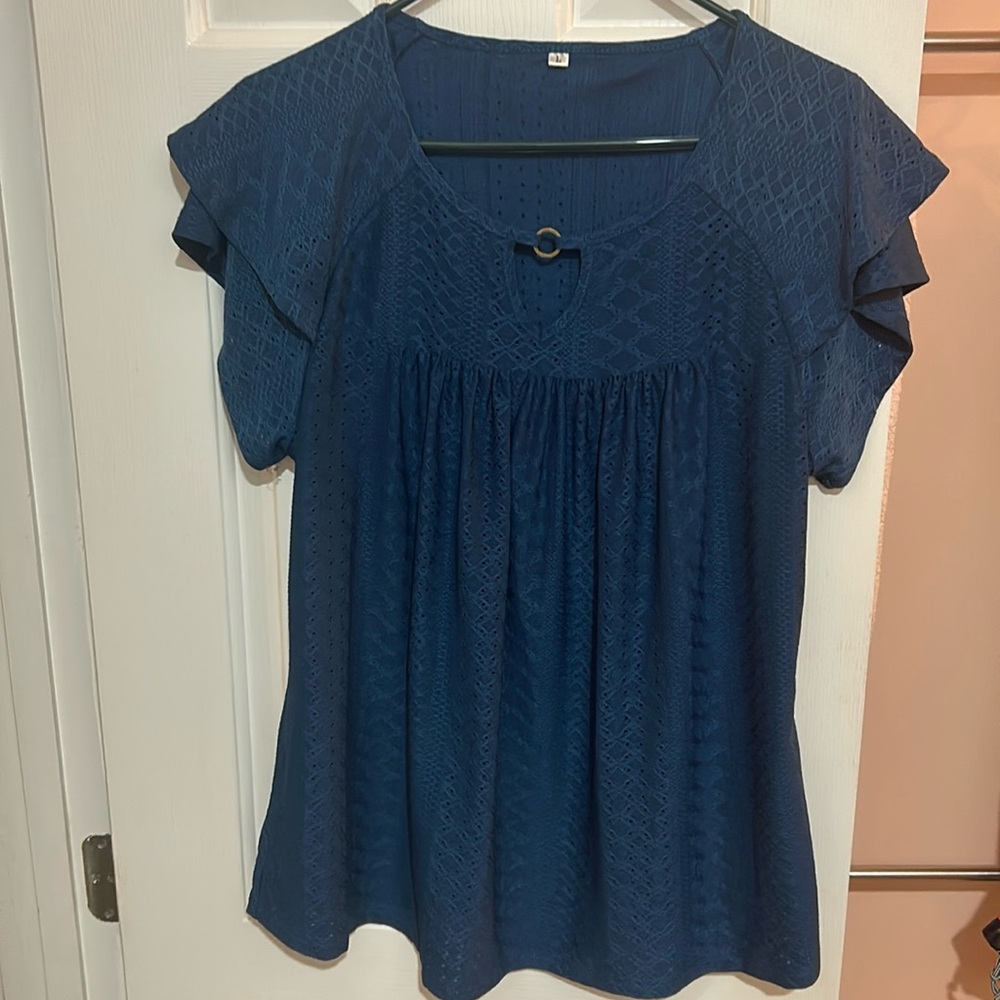 Boutique Style Blouse Short Sleeve Size Large NWOT